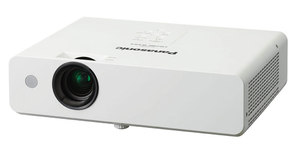 Panasonic PT-LB383E (Портативный проектор)